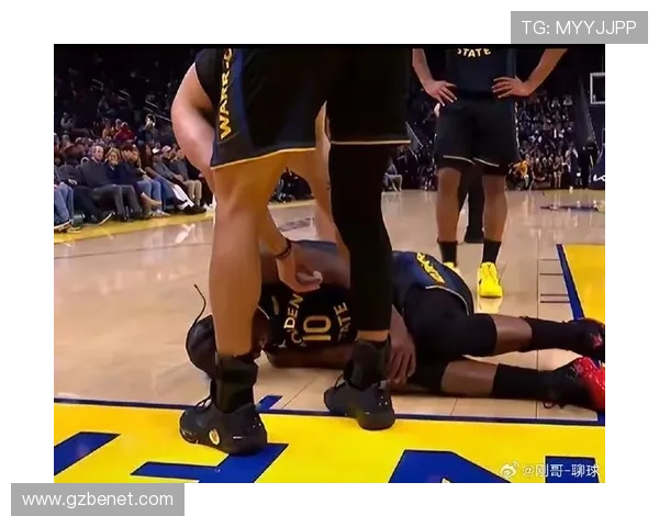 [NBA]巴特勒出球失误 特伦特抢断反击打成2+1.